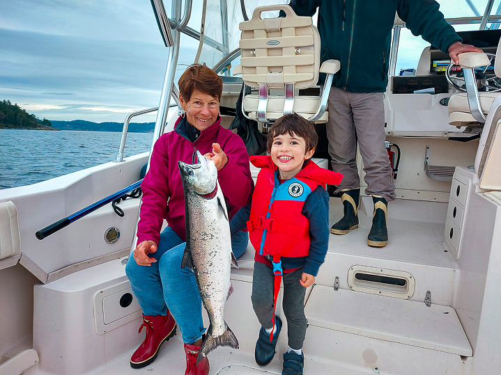 Vancouver salmon fishing charter